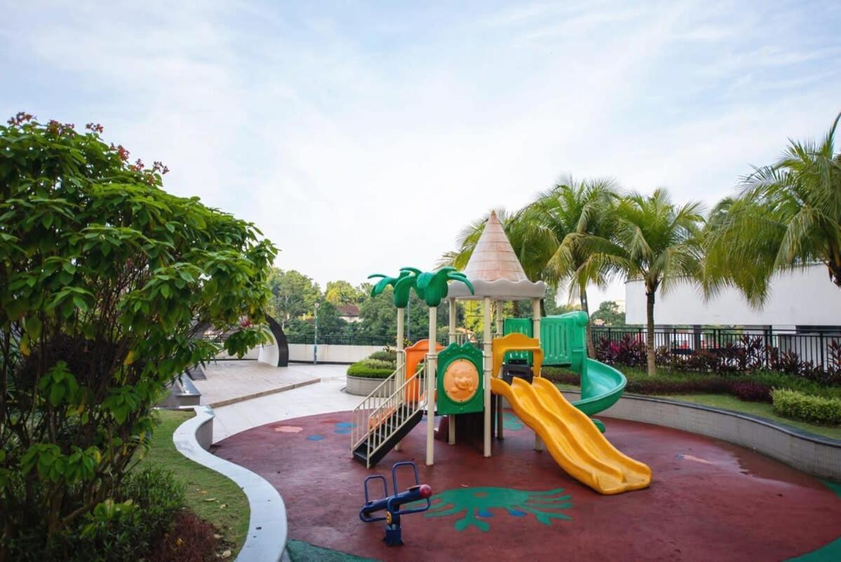 Comfy 3Br Apt In Danga Bay Free Parking Sea View Johor Bahru Ngoại thất bức ảnh